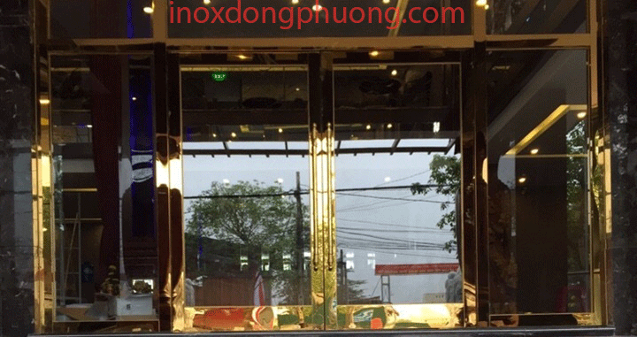1Giá inox vàng gương, inox trắng gương tại Hà Nội